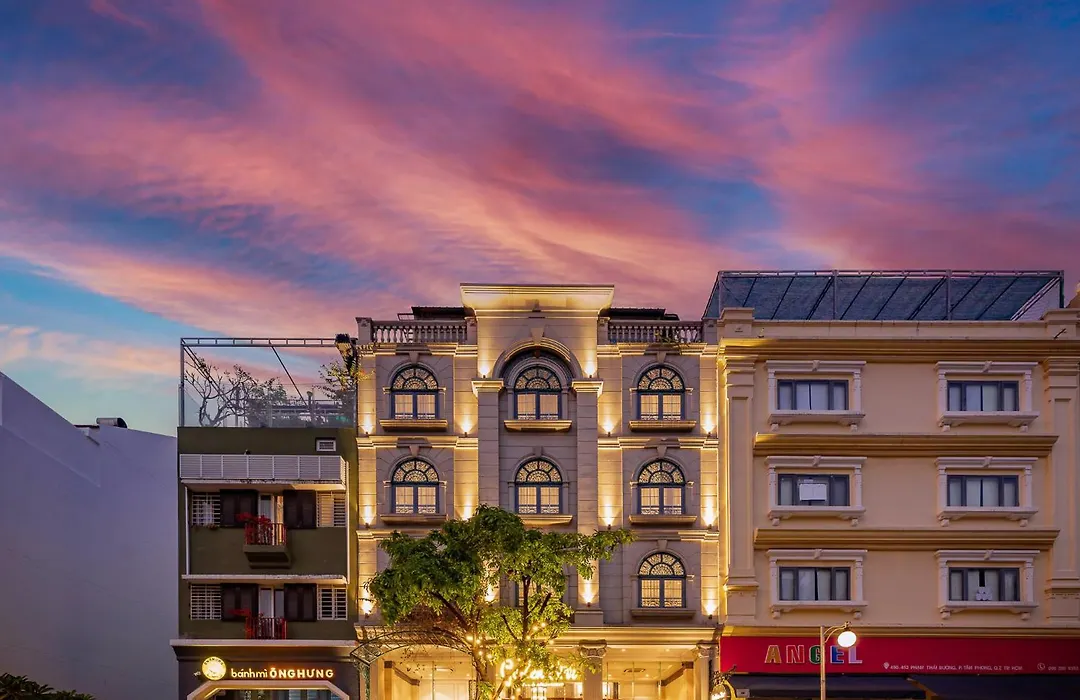 Golden Star Apartment & Hotel-1